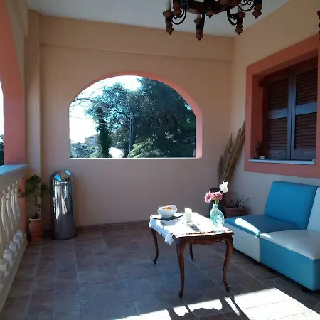 Silvia * Ágios Matthaíos