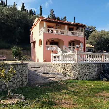 Silvia * Ágios Matthaíos